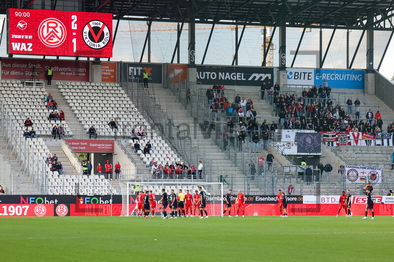 Anzeigentafel Endstand Rot-Weiss Essen - FC Viktoria Köln 05.10.2024