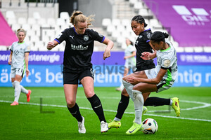 Annalena Rieke Sveindis Jonsdottir Google Pixel Frauen Bundesliga SGS Essen VfL Wolfsburg Spielfotos 20.10.2024