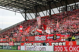 Stimmung, Support RWE Fans Westtribüne Rot-Weiss Essen - FC Ingolstadt
