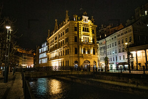 Karlovy Vary, Karlsbad at night
