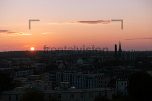 Flutlichtmasten Ostseestadion Rostock Sonnenuntergang