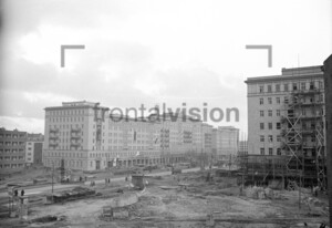 Blick auf Stalinallee Block E Ostberlin 1951