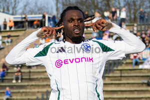 Yannick Tonye FC Schalke 04 U23 gegen Wuppertaler SV