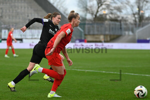 Giulia Gwinn Lena Ostermeier Google Pixel Frauen Bundesliga SGS Essen Bayern München Spielfotos 07.12.2024