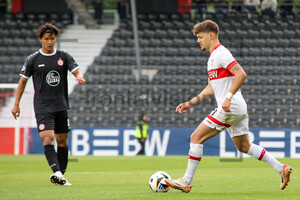 Jannik Hofmann VfB Stuttgart II - Rot-Weiss Essen 17.05.2025