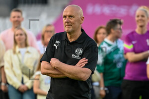 Markus Högner Google Pixel Frauen Bundesliga SGS Essen SC Freiburg