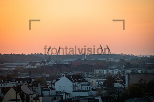 Flutlichtmasten Ostseestadion Rostock Sonnenuntergang