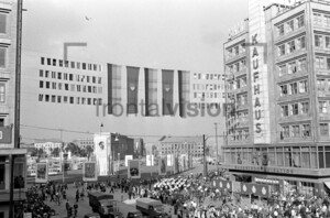 Alexanderplatz, Ostberlin | Alexandersquare East Berlin