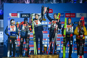 Sieger Karoline Offigstad Knotten, Sturla Holm Laegreid Biathlon auf Schalke 2024