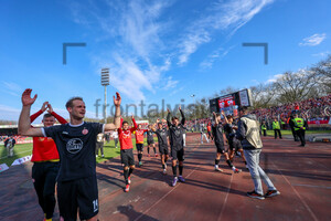 Rot Weiss Essen feiert Sieg im Halbfinale Niederrheinpokal 22.03.2025