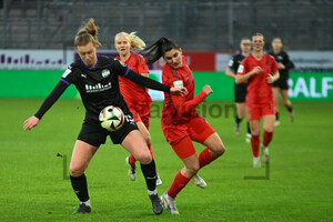 Laura Pucks Google Pixel Frauen Bundesliga SGS Essen Bayern München Spielfotos 07.12.2024