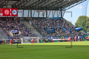 Anzeigentafel Rot-Weiss Essen - DSC Arminia Bielefeld Spielfotos 24.08.2024