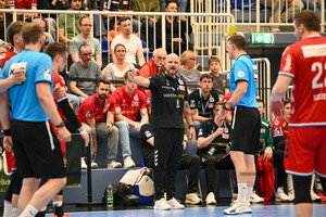 Trainer Daniel Haase TuSEM Essen - Dessau-Rosslauer HV 06 27.04.2025