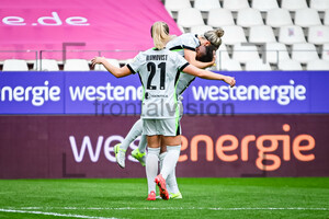 Torjubel Google Pixel Frauen Bundesliga SGS Essen VfL Wolfsburg Spielfotos 20.10.2024