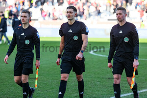 Timon Schulz, Alexander Roppelt, Christoph Kluge Rot-Weiss Essen - Dynamo Dresden 15.03.2025