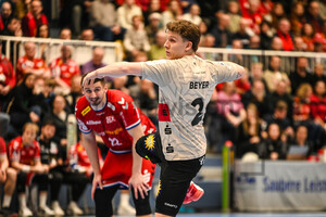 Noah Beyer TuSEM Essen - Bergischer HC