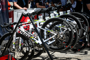 Team Bikes: Tour de Suisse - Women 2025 - 1. Stage
