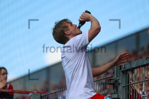 Felix Götze verabschiedet sich von den RWE Fans. 25.05.2024