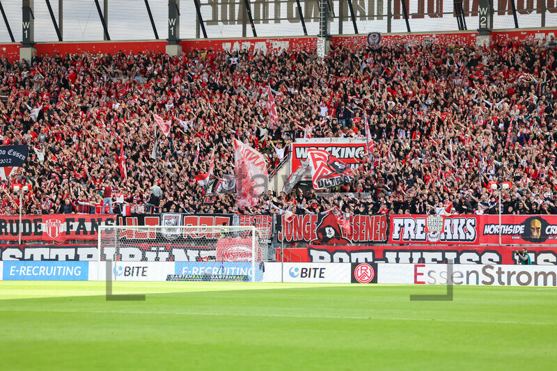 Rot-Weiss Essen Fans, Heimspiel Wehen Wiesbaden 14.09.2024