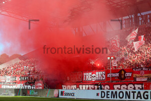 RWE Fans zünden Pyro: Essen gegen Osnabrück 11.05.2025
