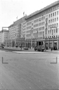 Kreuzung Koppenstraße, Stalinallee 1953
