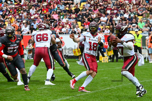 Jadrian Clark Glen Toonga Cologne Centurions gegen Rhein Fire Spielfotos 26.05.2024