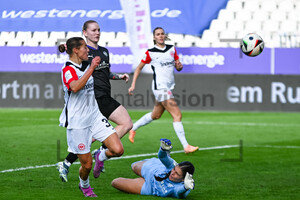 Carlotta Wamser Sophia Winkler Google Pixel Frauen Bundesliga SGS Essen Eintracht Frankfurt Spielfotos 06.10.2024