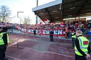 Rot Weiss Essen feiert Sieg im Halbfinale Niederrheinpokal 22.03.2025