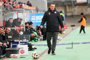 Uwe Koschinat Rot-Weiss Essen - Hannover 96 II 26.01.2025