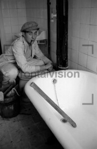 Sanitär Badewannen Toiletten Monteur