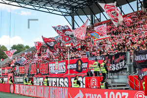 Rot-Weiss Essen Fans Support FC Viktoria Köln 05.10.2024
