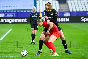 Laura Pucks Klara Bühl Google Pixel Frauen Bundesliga SGS Essen Bayern München Spielfotos 07.12.2024