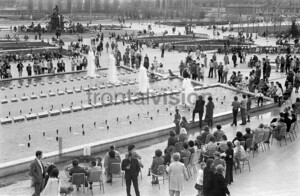 Neptunbrunnen, Wasserkaskaden, Park Fernsehturm Berlin 1973