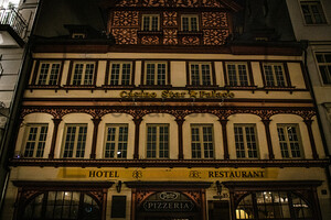 Casino Karlovy Vary, Karlsbad at night