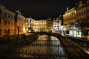 Karlovy Vary, Karlsbad at night
