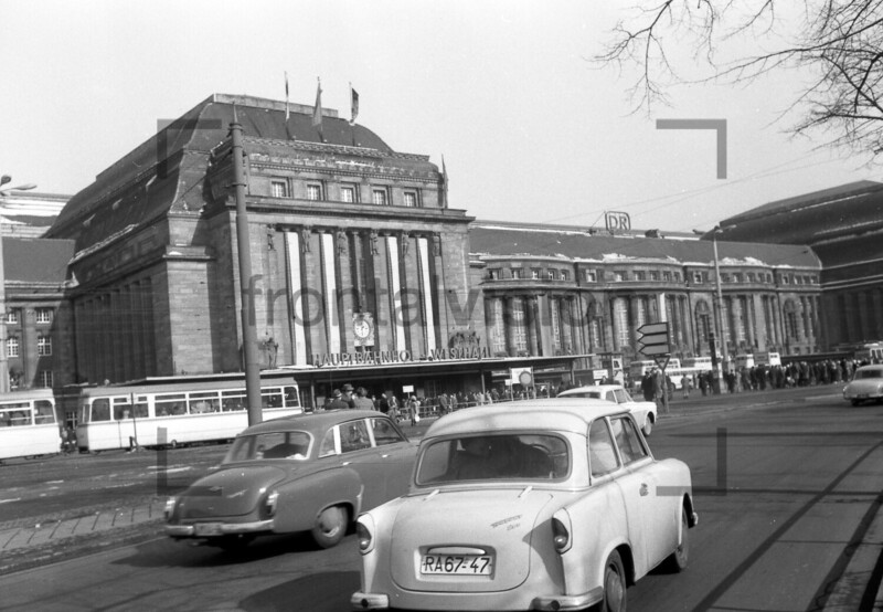 Leipzig Hauptbahnhof 1965 | Leipzig main railway station