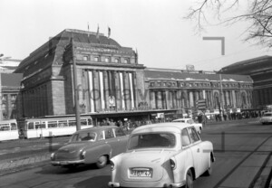 Leipzig Hauptbahnhof 1965 | Leipzig main railway station